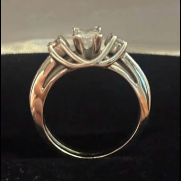 Diamond Princess Cut Natural 1 CTTW Wedding Ring Set - Picture 3 of 10